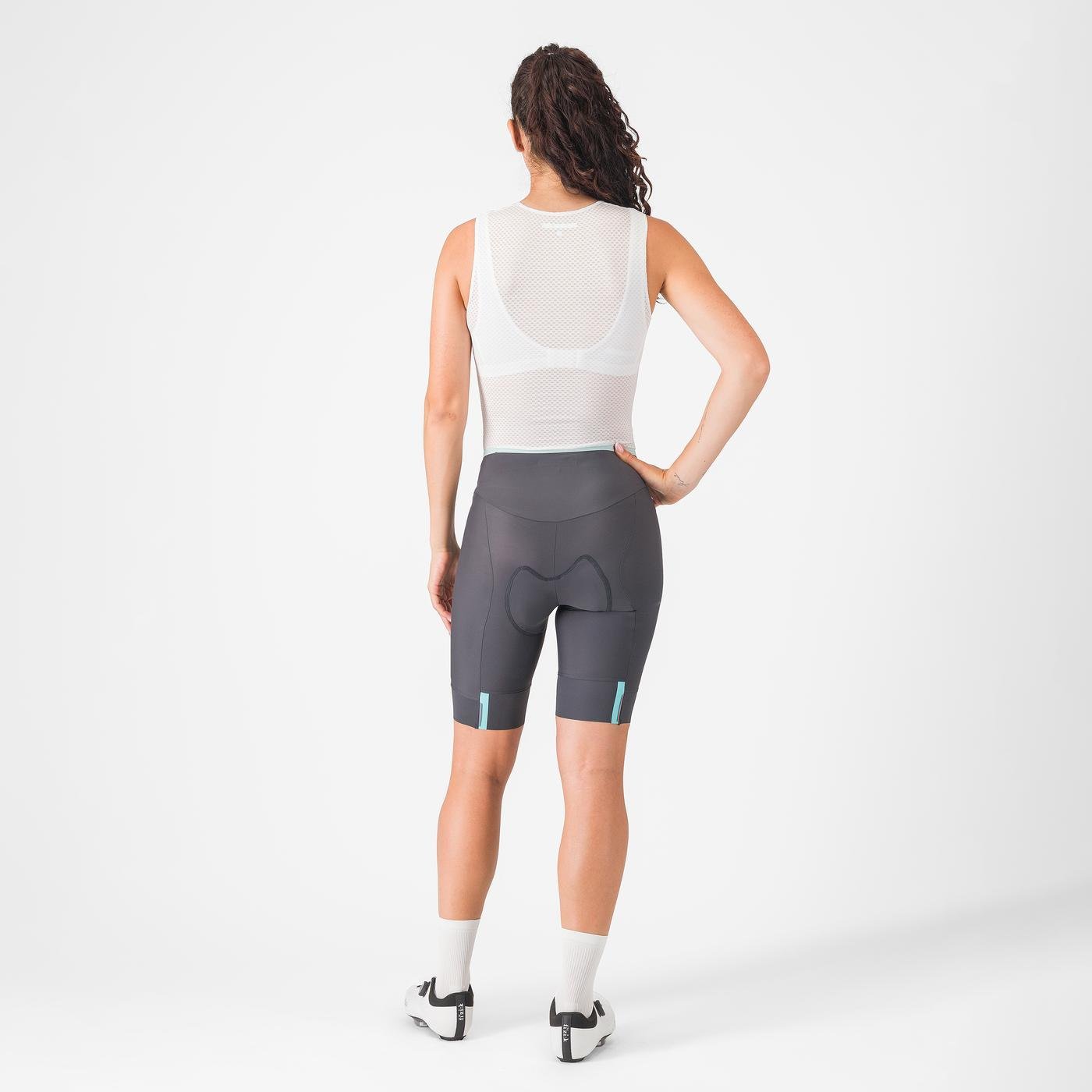 PRIMA 2 SHORT